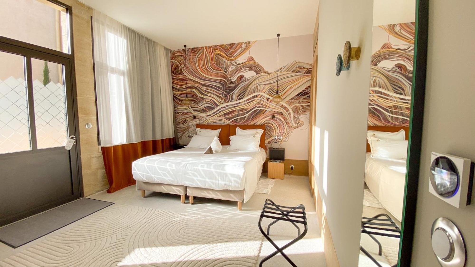Aux Ducs De Sienne Hotel มองตาเญ ภายนอก รูปภาพ